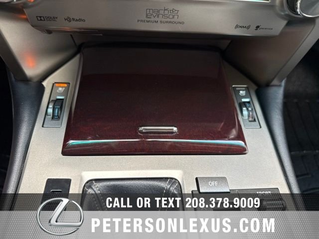 Used 2017  Lexus Luxury image 15