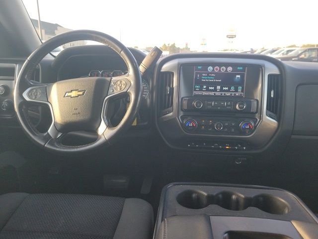 Used 2016 Black Chevrolet LT image 4