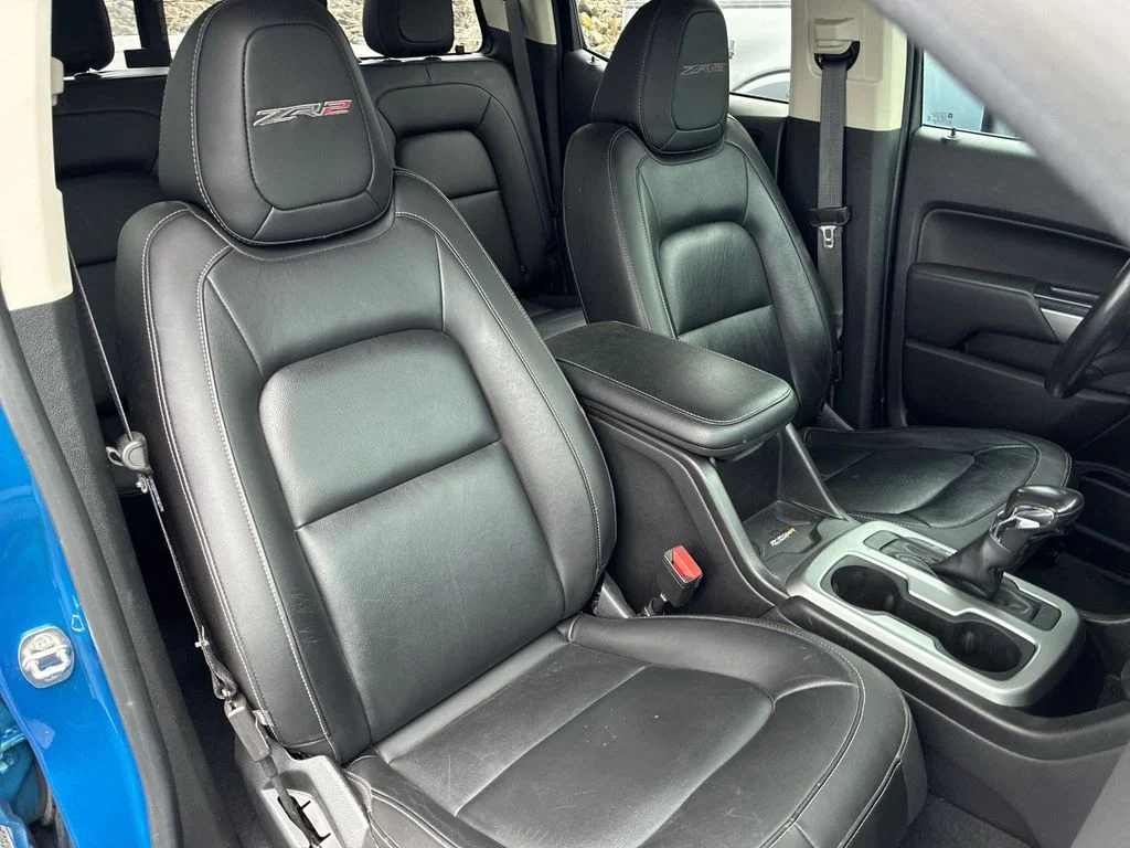 Used 2022 Blue Chevrolet ZR2 image 21
