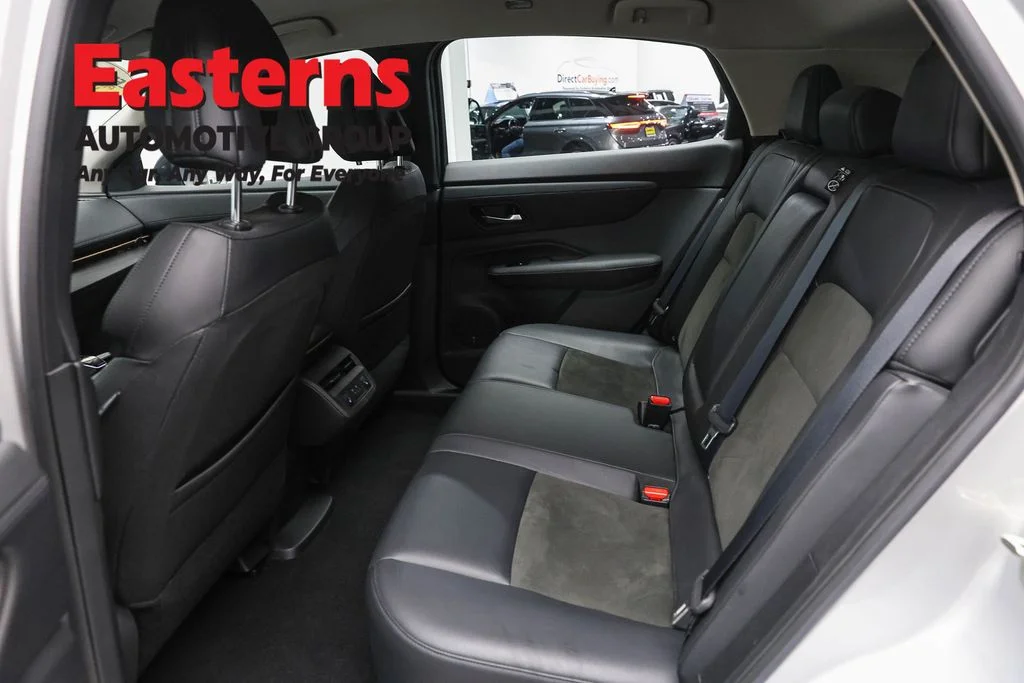 Used 2023 Silver Nissan ENGAGE image 22
