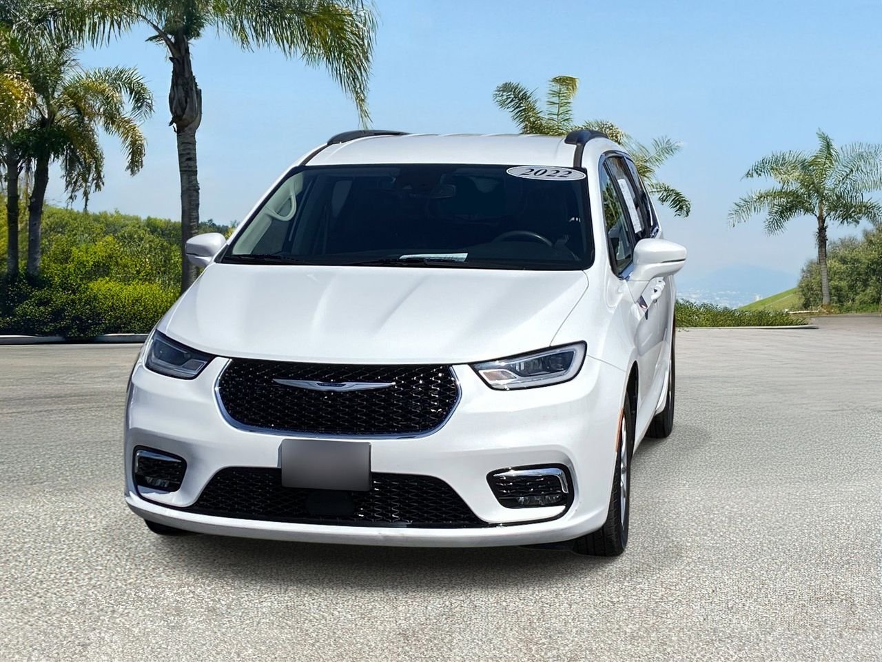 Used 2022 Bright White Chrysler Touring L image 6
