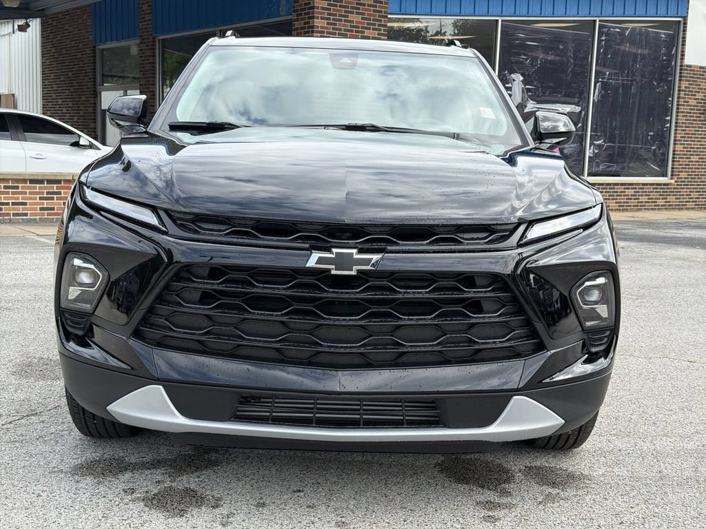 New 2026 Black Chevrolet 2LT image 30