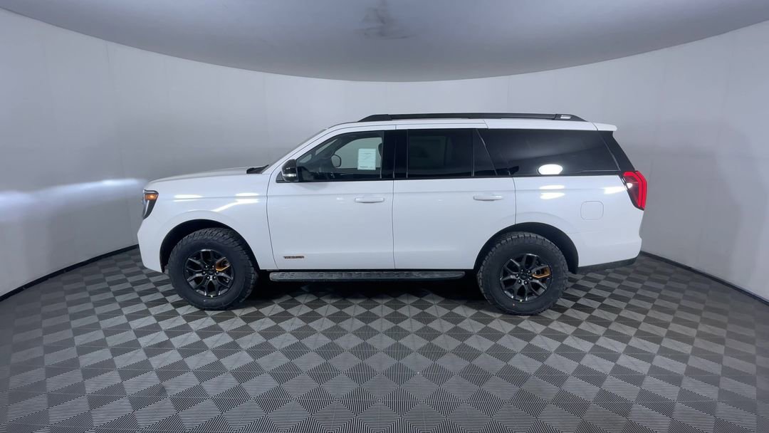 New 2026 Star White Metallic Tri-Coat Ford Tremor image 5