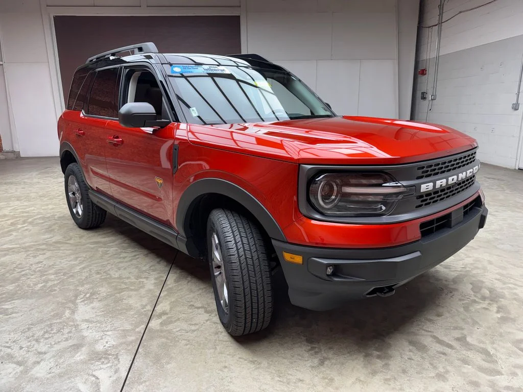 Certified Used 2024 Chili Pepper Red Ford Badlands image 8