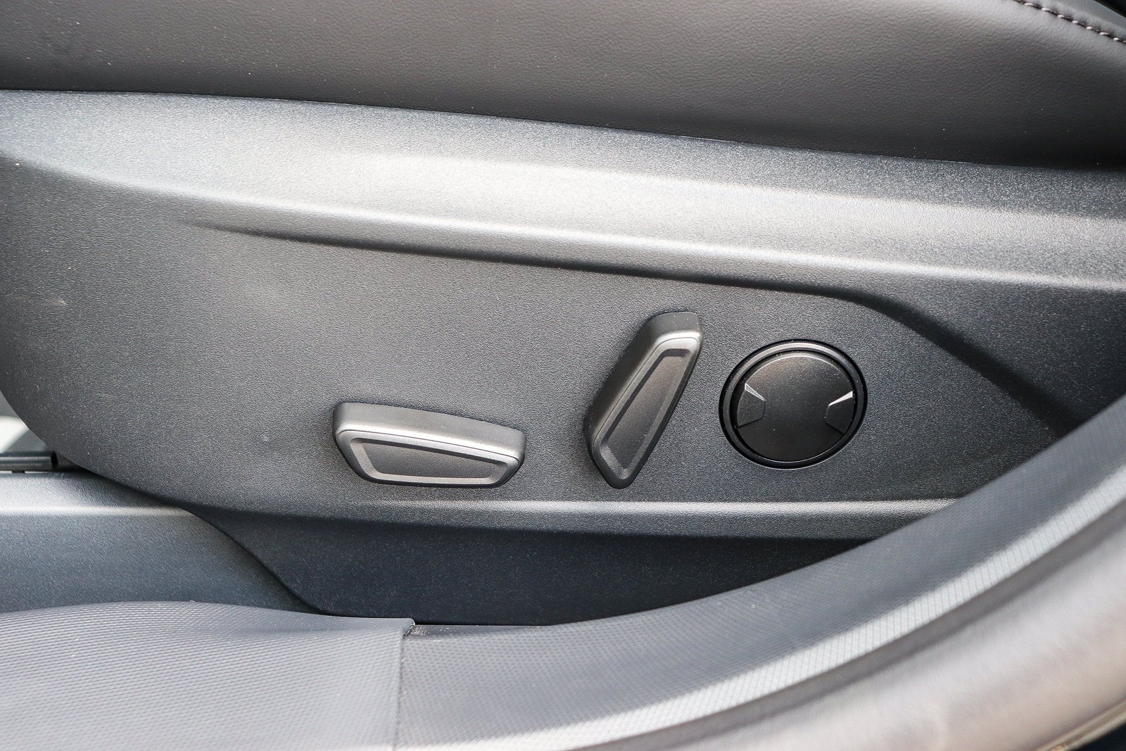 New 2026 Shadow Black Ford Premium image 23