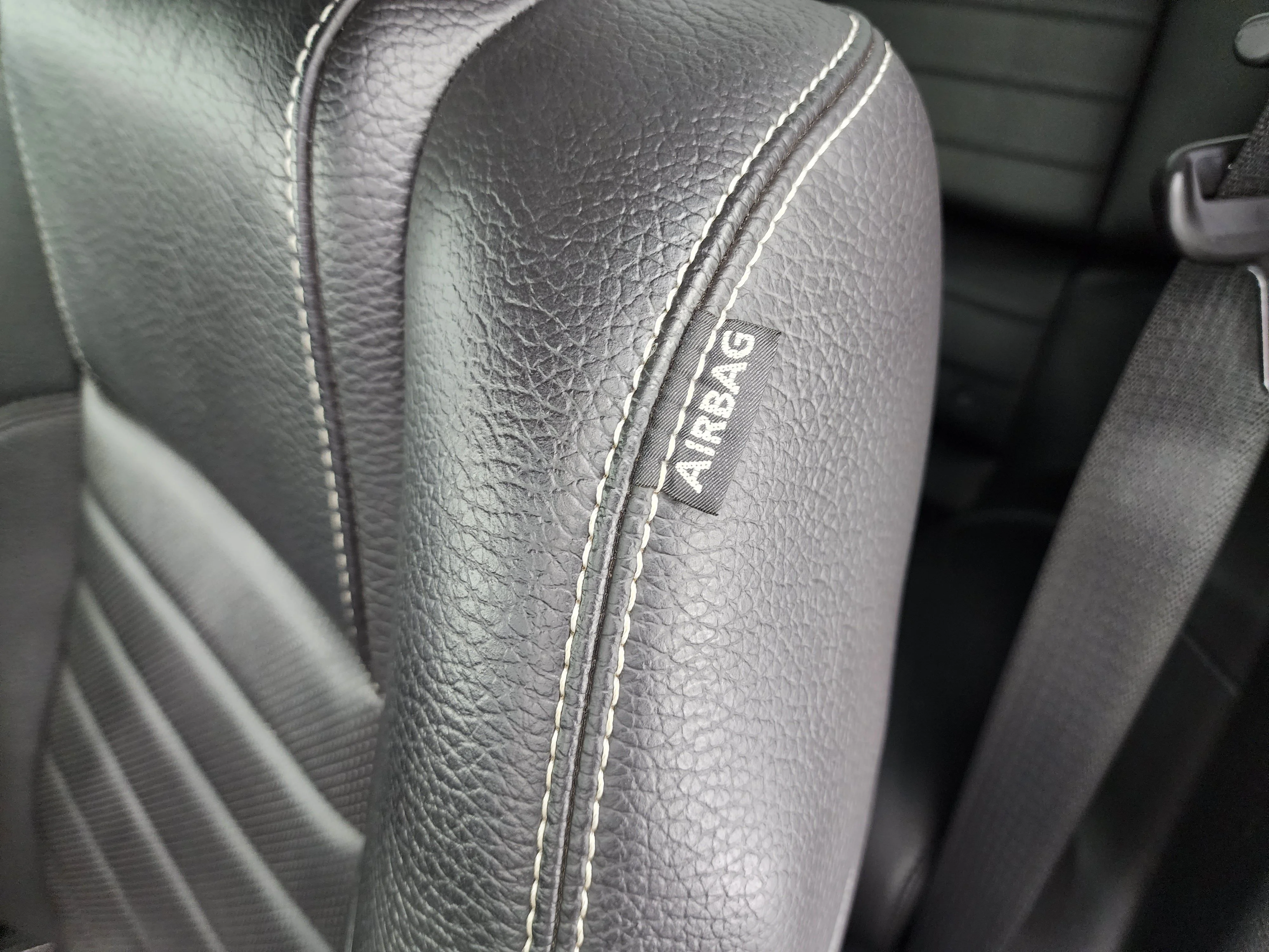 Used 2011 Performance White Ford GT Premium image 55