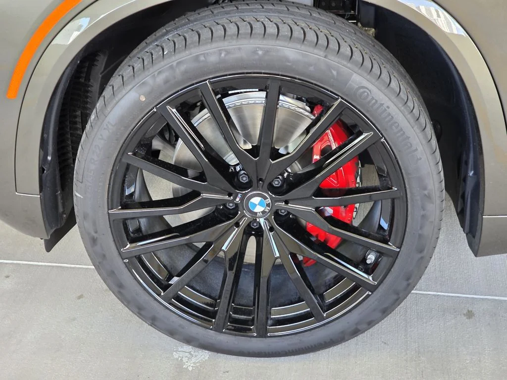 New 2026 Green BMW sDrive40i image 5