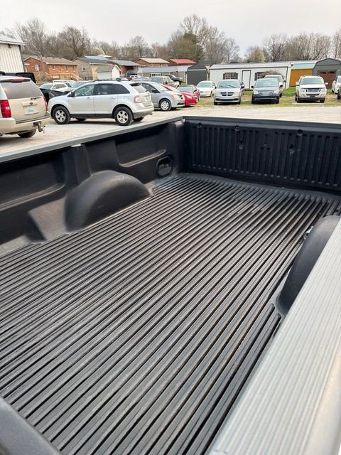 Used 1998 White Ford XLT image 34