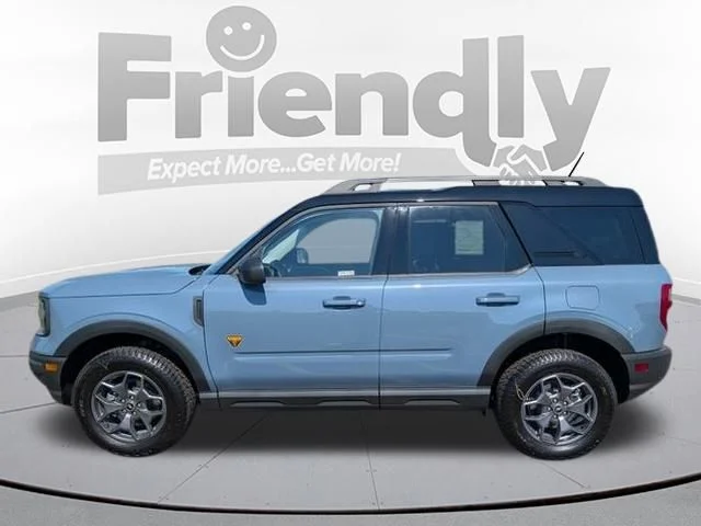 Used 2024 Gray Ford Badlands image 8