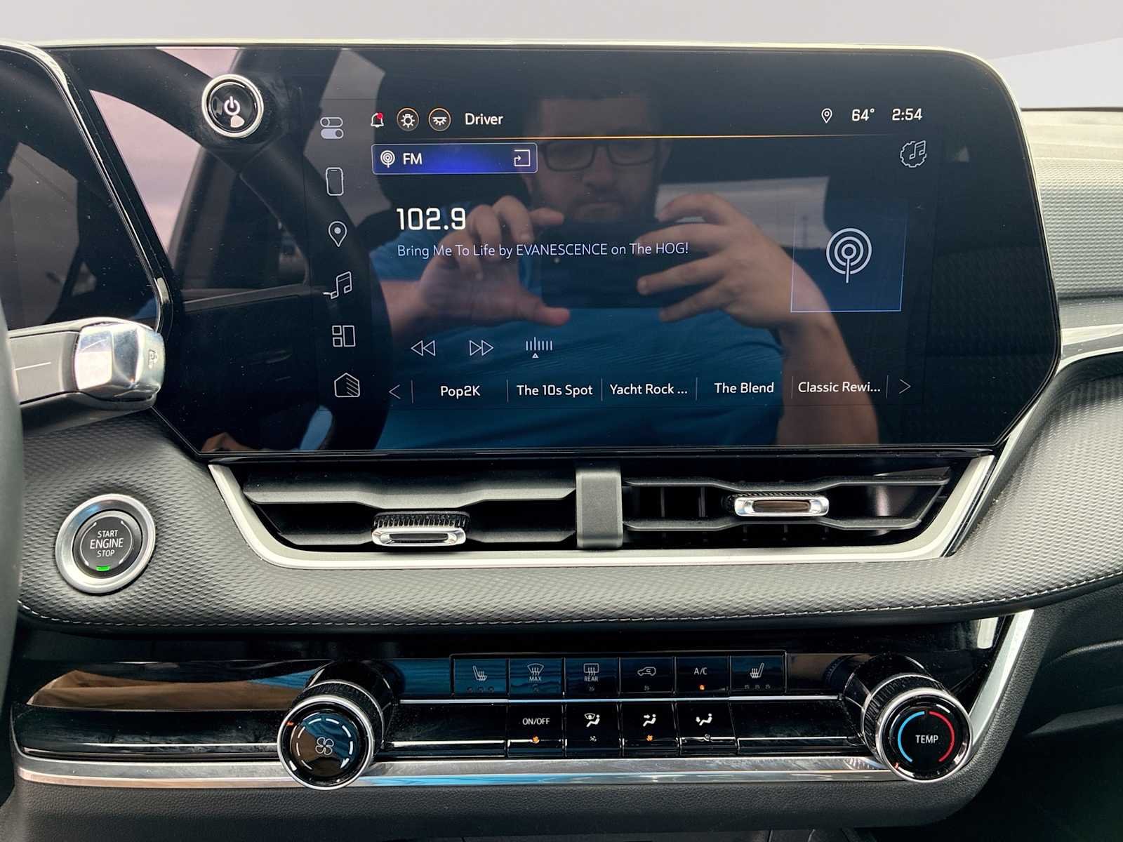 2025 Chevrolet Equinox LT - Photo 13