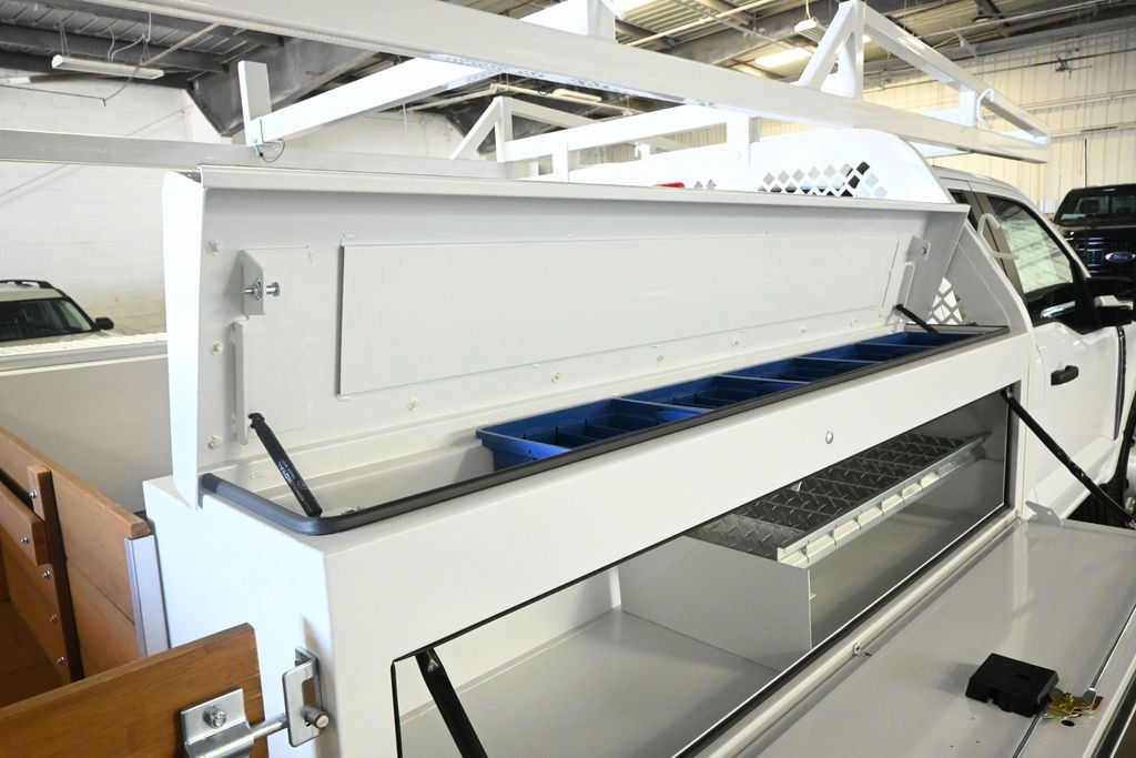 New 2026 Oxford White Ford XL image 30