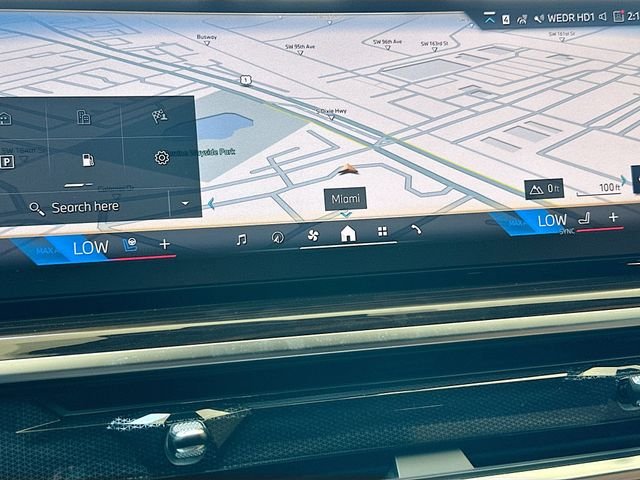 New 2026 Gray BMW xDrive40i image 10