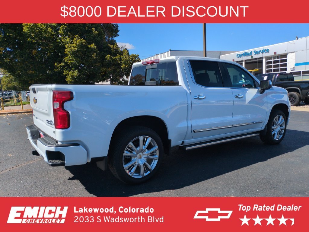 New 2026 Polar White Tricoat Chevrolet High Country image 5