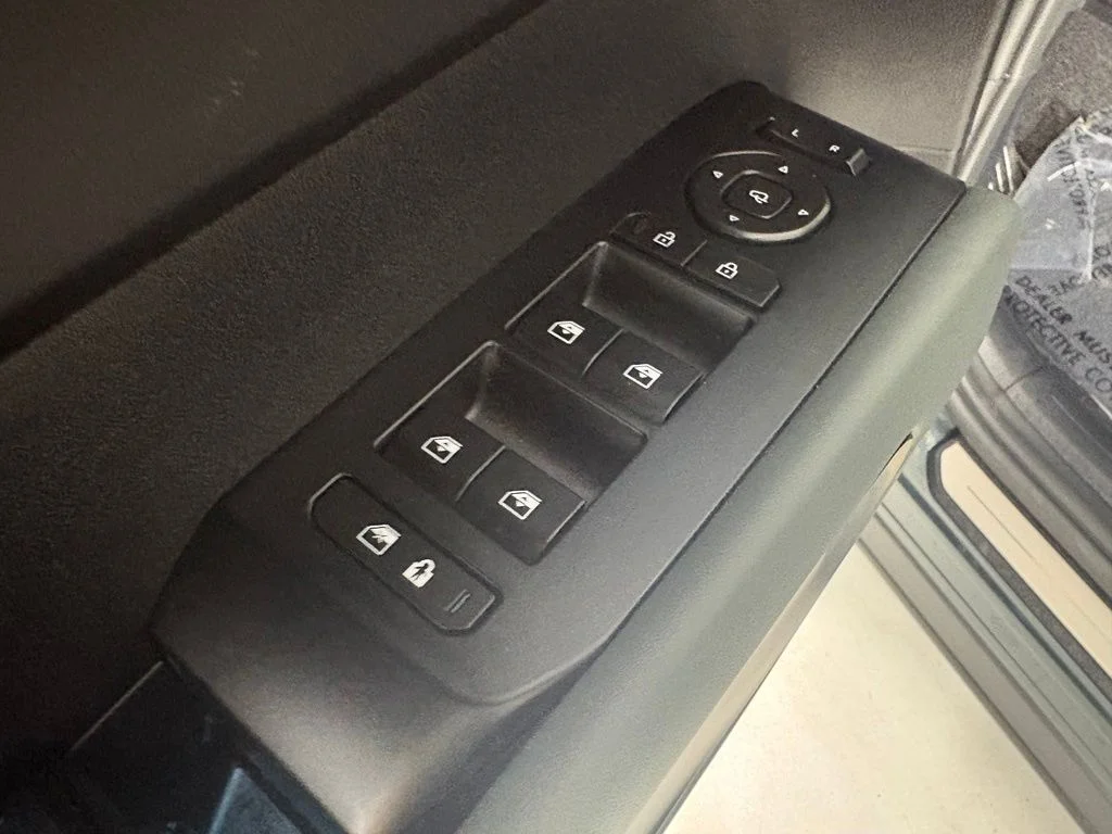 New 2027 Black Jade Green Kia X-LINE SX image 20