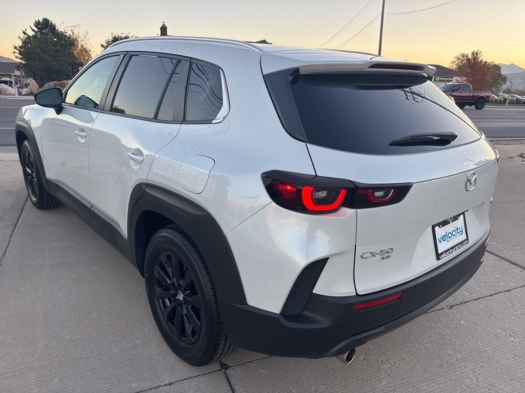 2024 Mazda CX-50 2.5 S Preferred photo 4