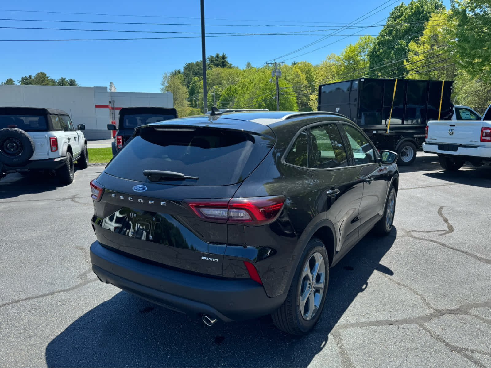 New 2026 Agate Black Metallic Ford ST-Line image 6