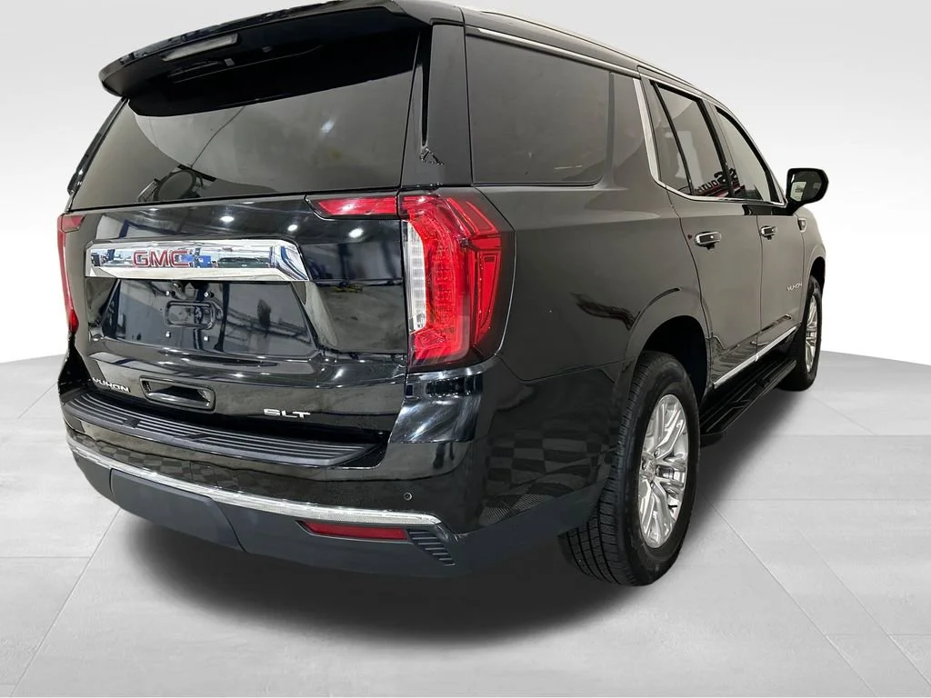 Used 2024 Onyx Black GMC SLT image 5