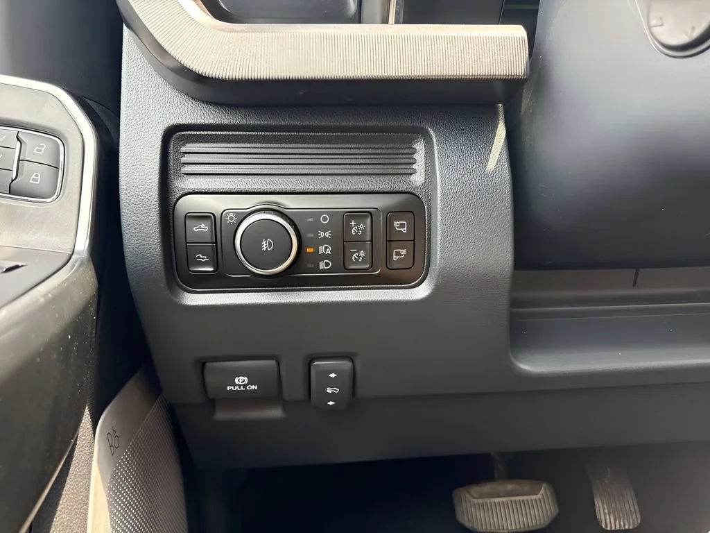 Used 2026 Black Ford XL image 26