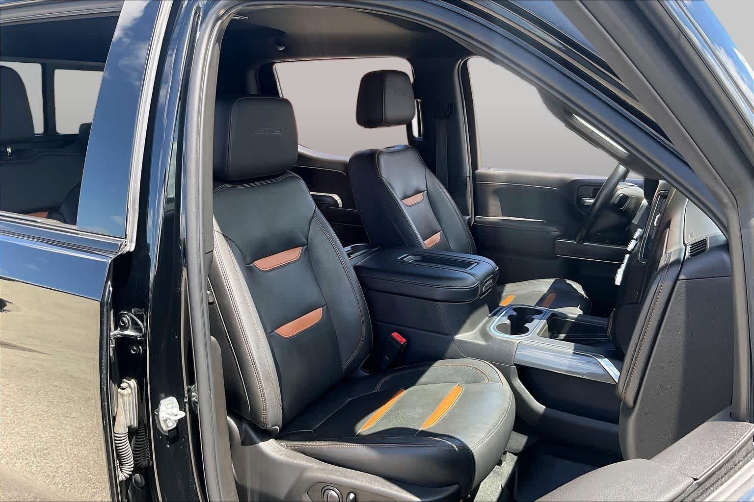 Used 2020 ONYX BLACK GMC AT4 image 7