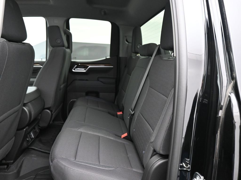 New 2026 Onyx Black GMC Elevation image 18