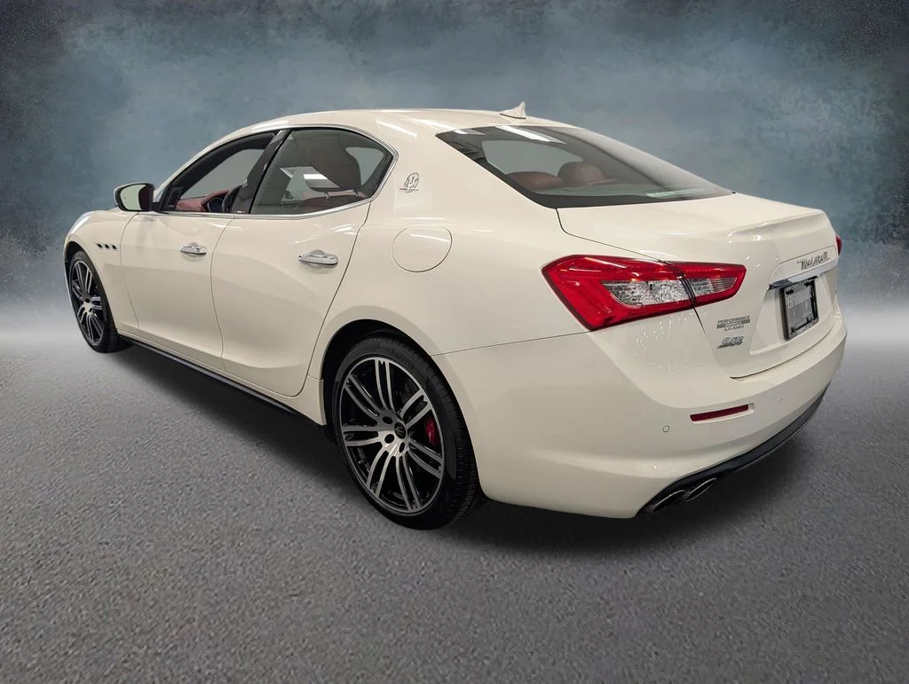 Used 2019  Maserati  image 6
