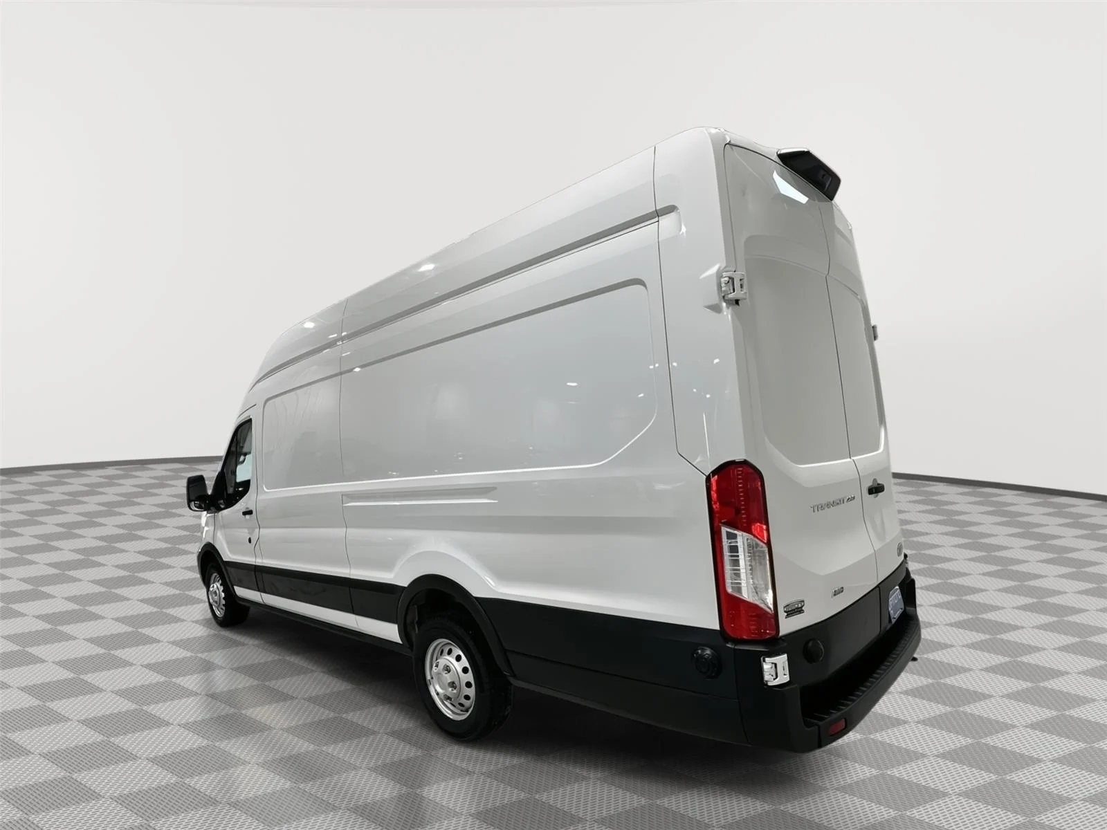 Used 2024 Oxford White Ford  image 3