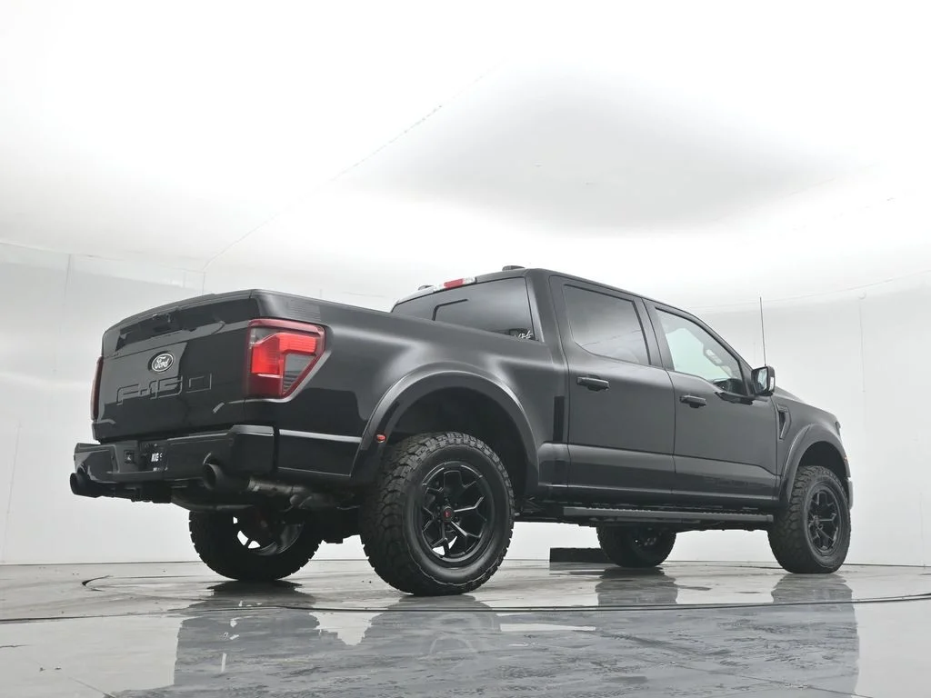 New 2025 Black Ford XLT image 46