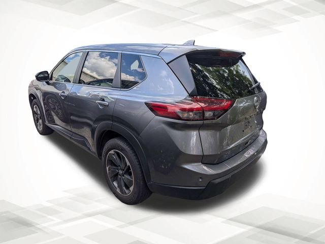 Used 2025 Gray Nissan SV image 4