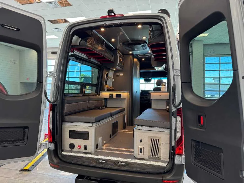 New 2026 SILVER AIRSTREAM  image 6