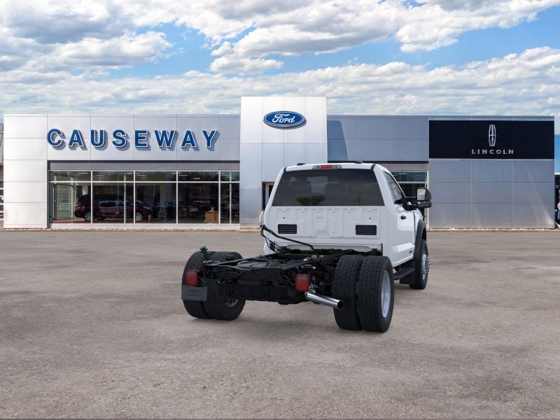 New 2026 Oxford White Ford F-550® XL image 33