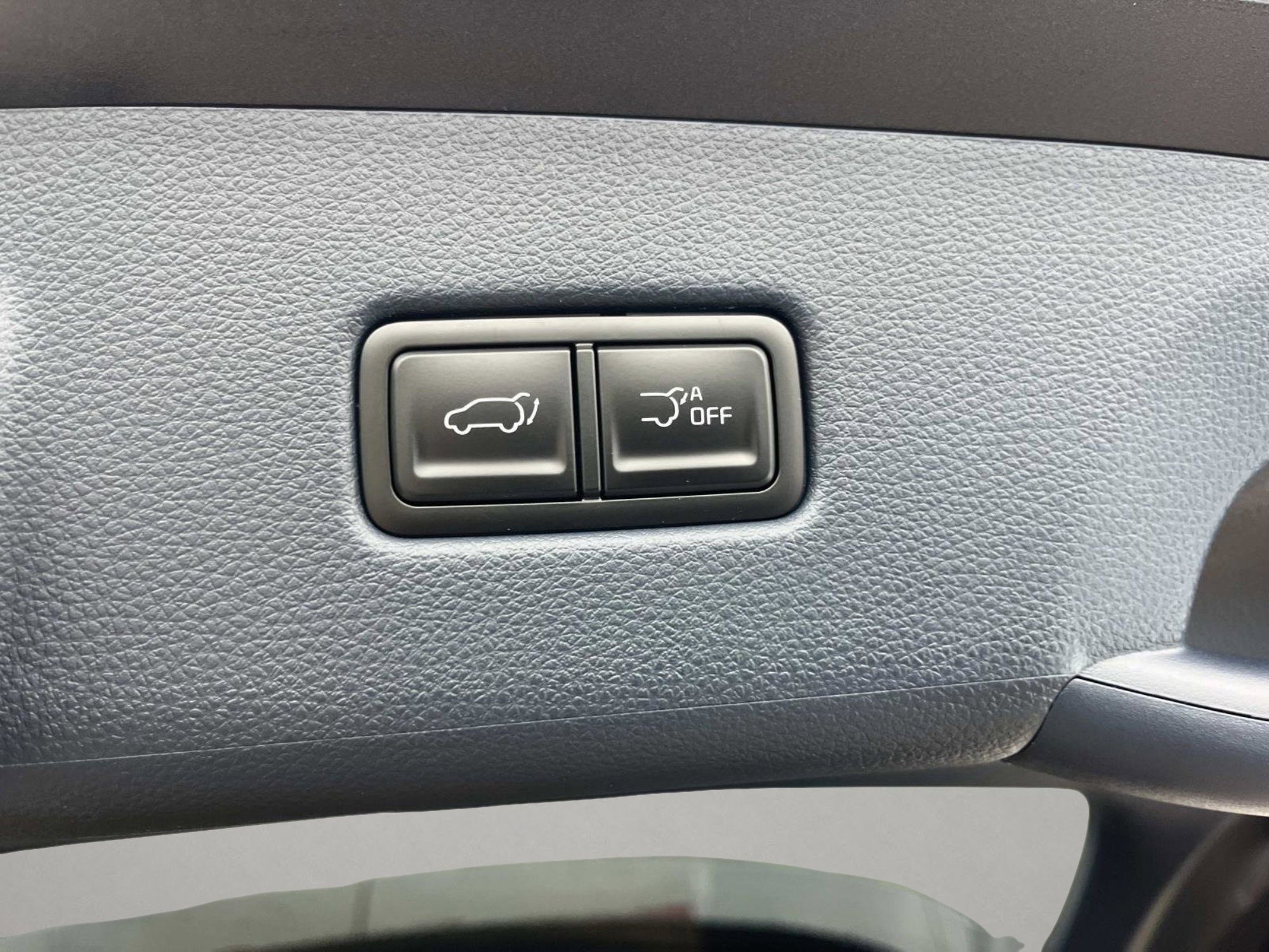 2026 Kia Carnival EX - Photo 13