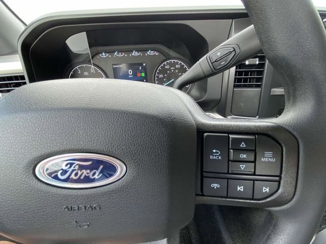 2025 Ford F-450 Super Duty Chassis Cab XL - Photo 14