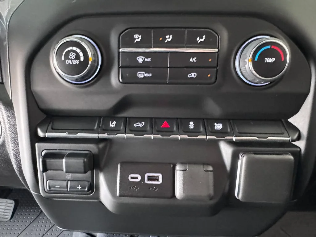 2024 Chevrolet Silverado 2500HD Custom - Photo 16