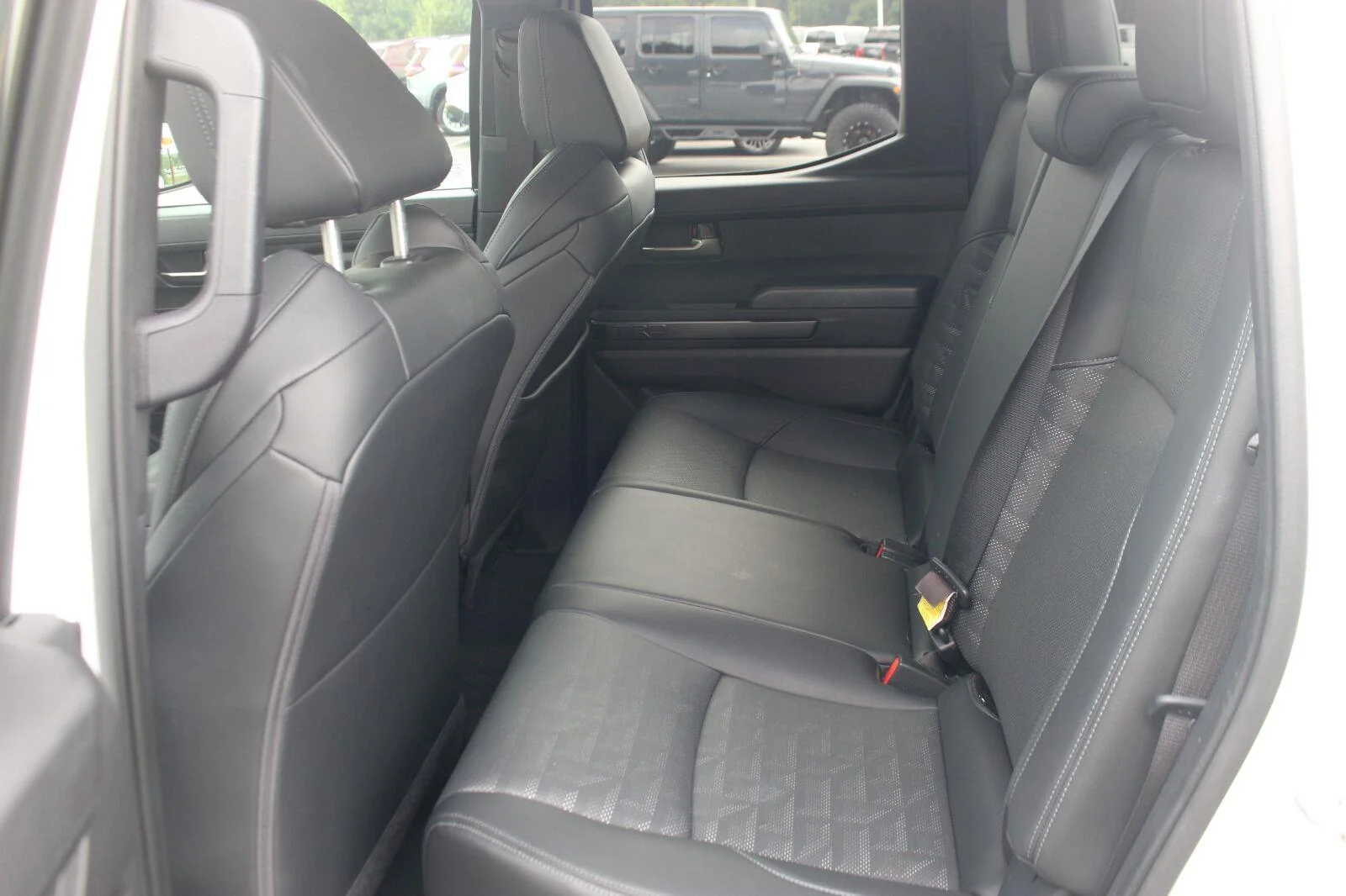 Used 2024 White Toyota SR5 image 39