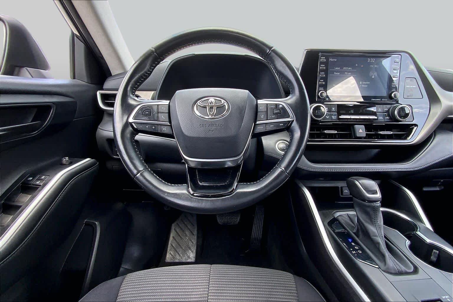 Used 2021 Magnetic Gray Metallic Toyota LE image 6