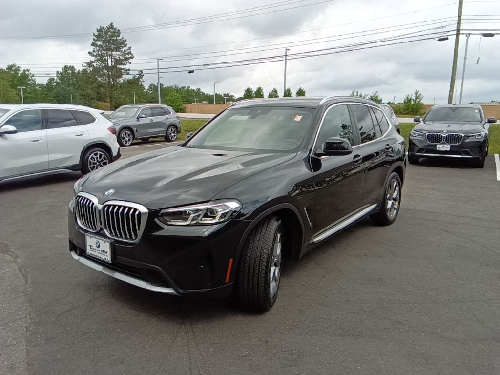 Certified Used 2024 Black Sapphire Metallic BMW xDrive30i image 3