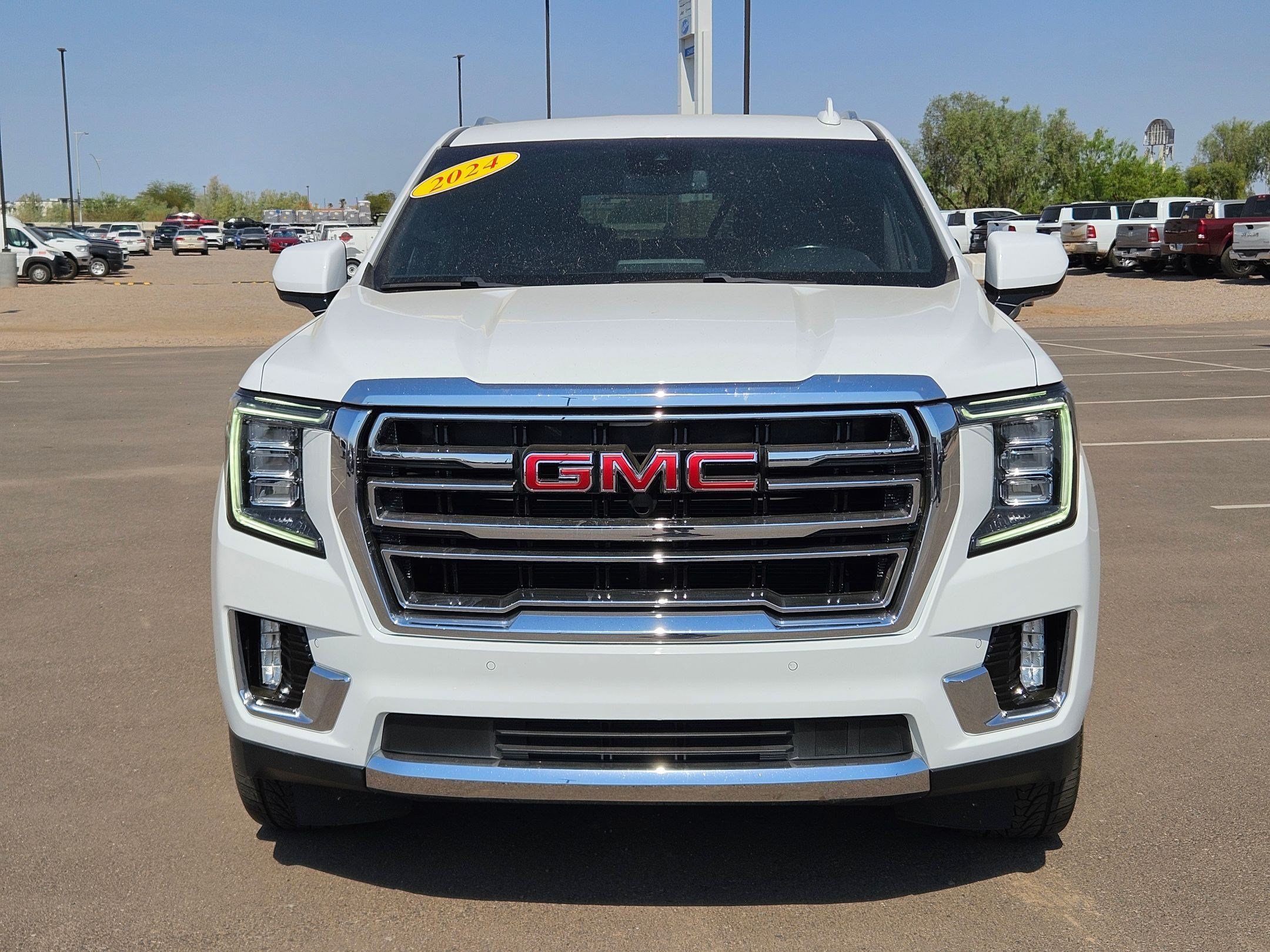 Used 2023 SUMMIT WHITE GMC SLT image 8