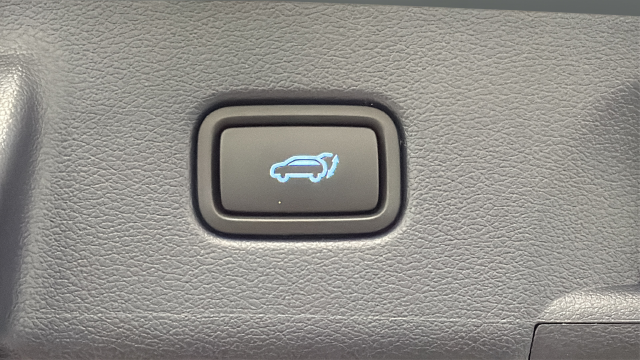 Used 2025 Hyper White Hyundai Calligraphy image 30