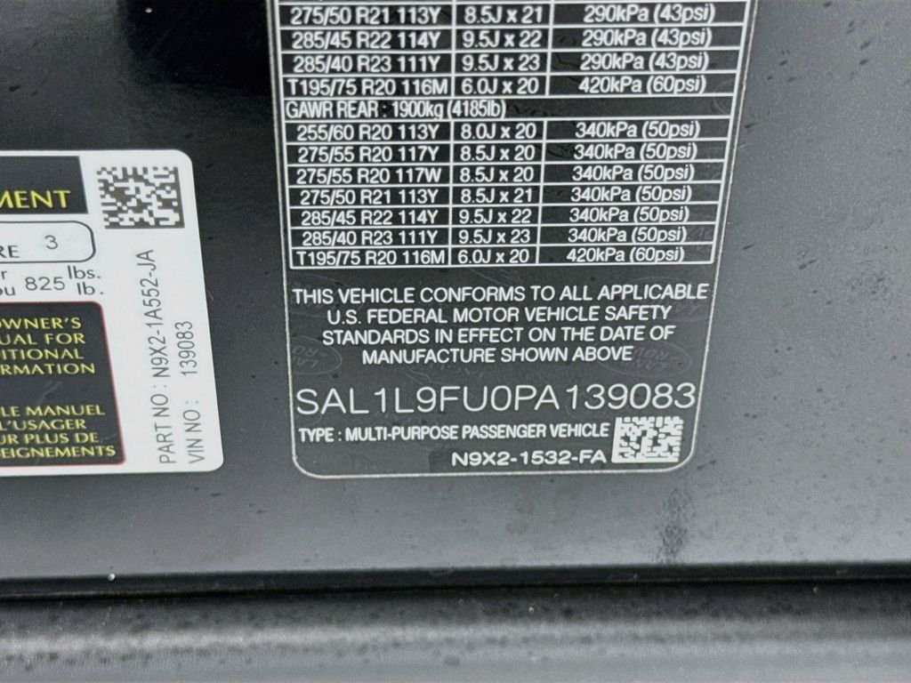 Used 2023 Santorini Black Metallic Land Rover SE Dynamic image 34