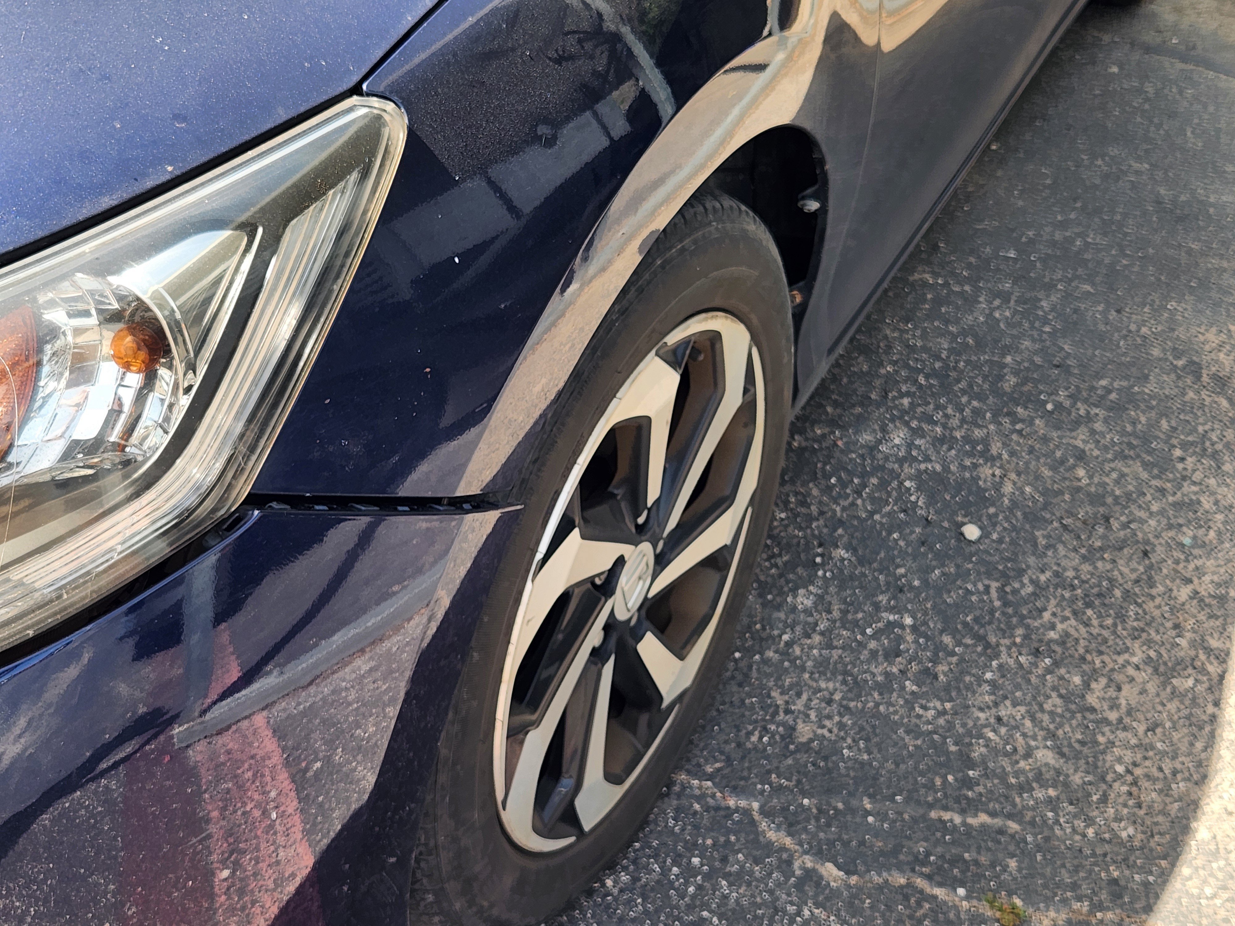 Used 2013  Honda EX-L V6 image 2