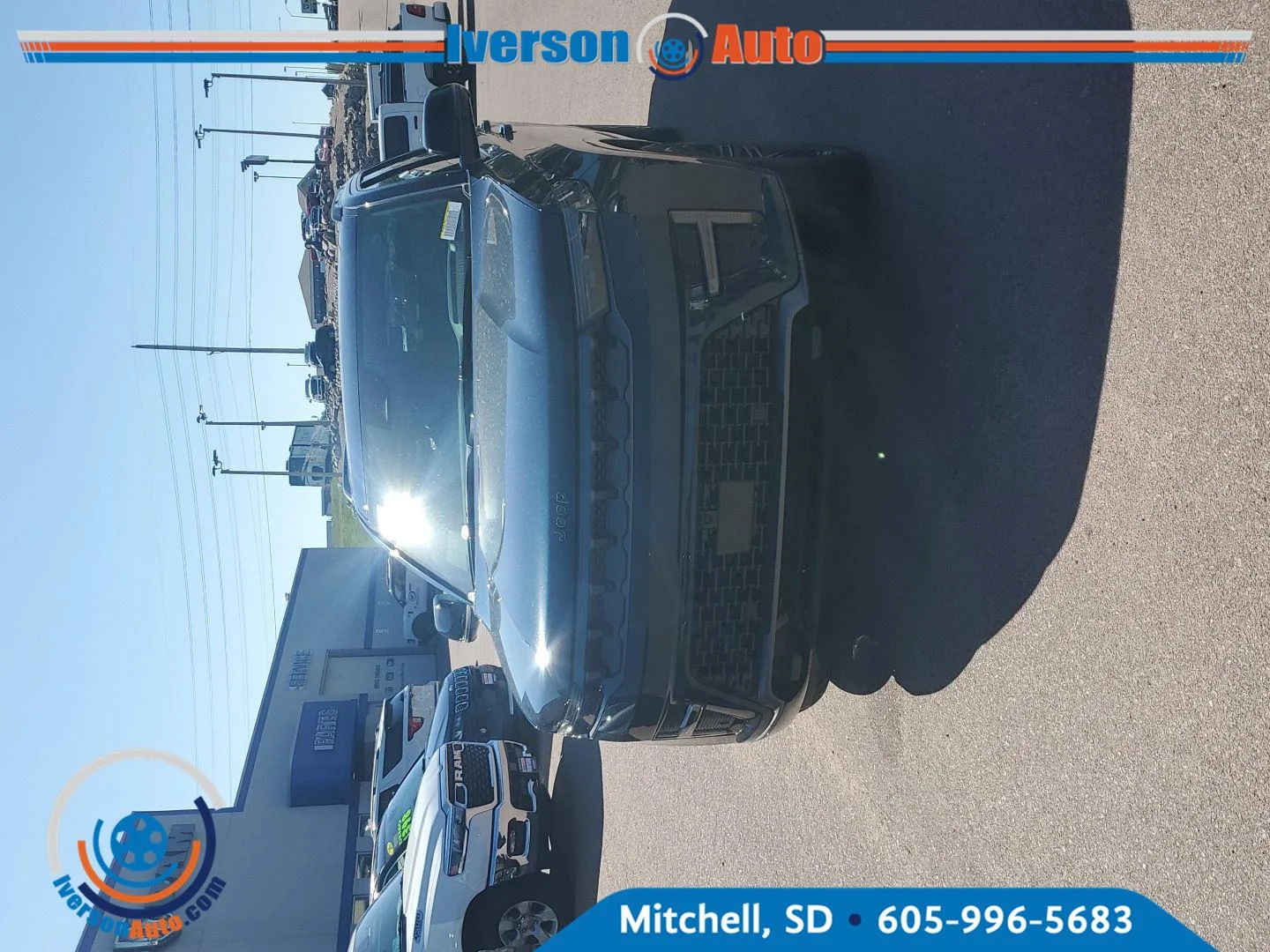 New 2026 Fathom Blue Pearlcoat Jeep Limited Reserve image 2