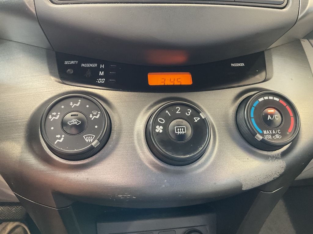 Used 2012 Blue Toyota Base image 22