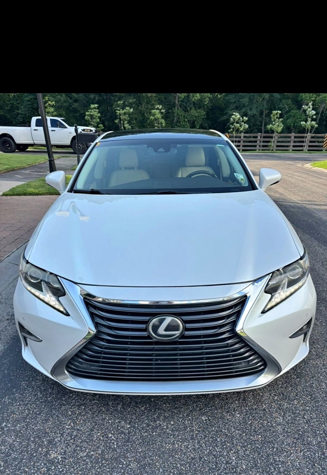 2016 Lexus ES 350 350's photo
