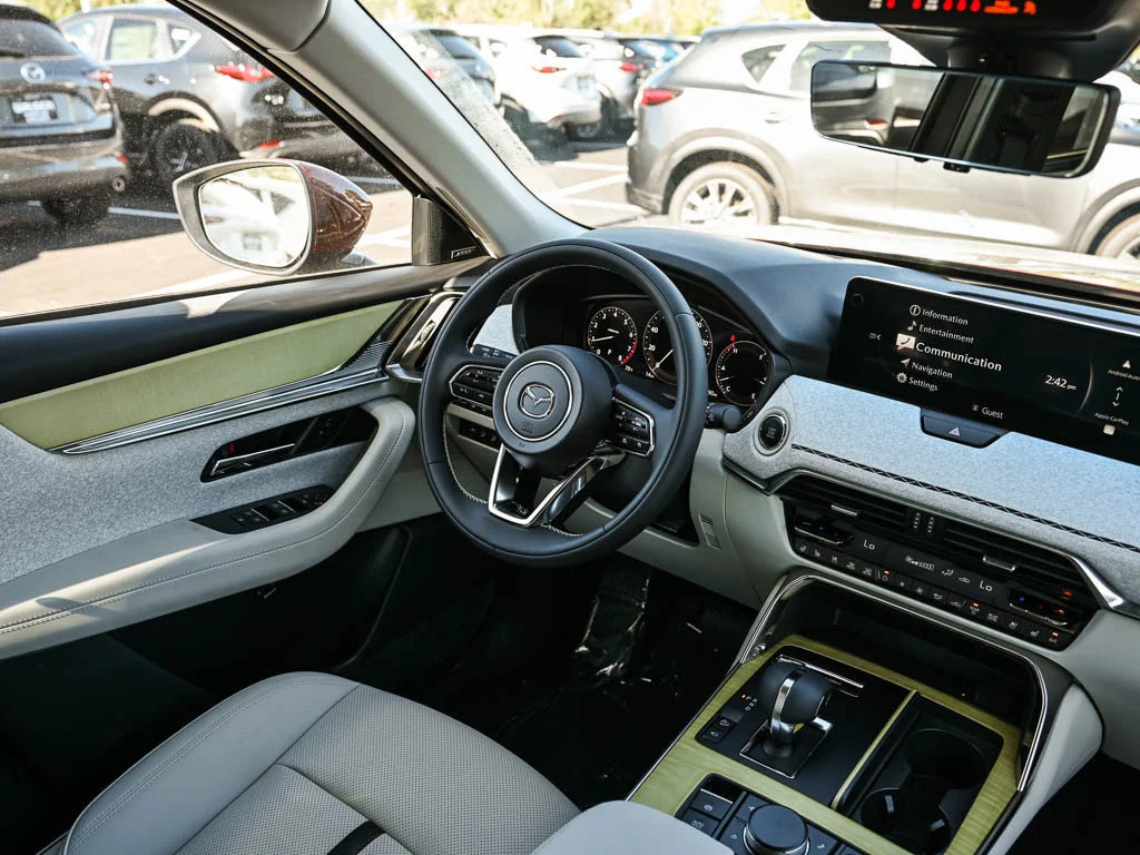 2026 Mazda CX-90 Premium Plus Package - Photo 15