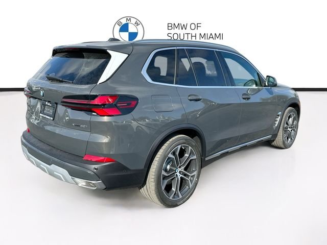 New 2026 Gray BMW xDrive40i image 6