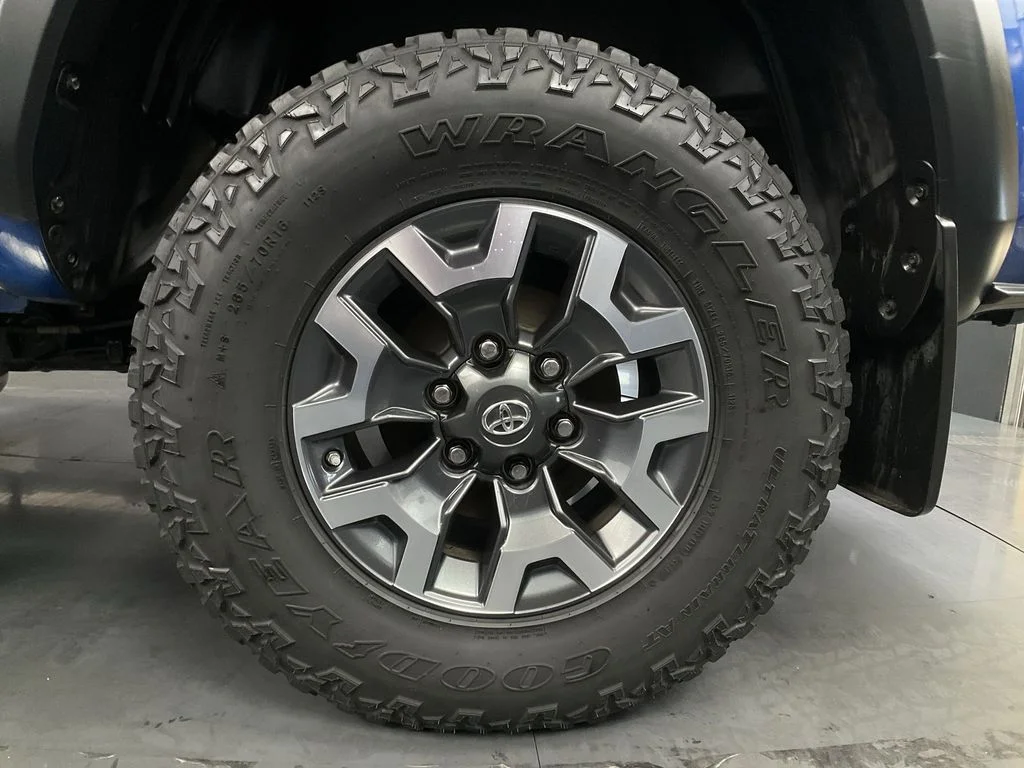 Used 2018 Blazing Blue Toyota TRD Off-Road image 25