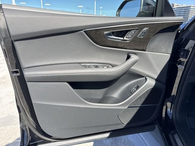 2025 Audi Q8 Premium Plus - Photo 13