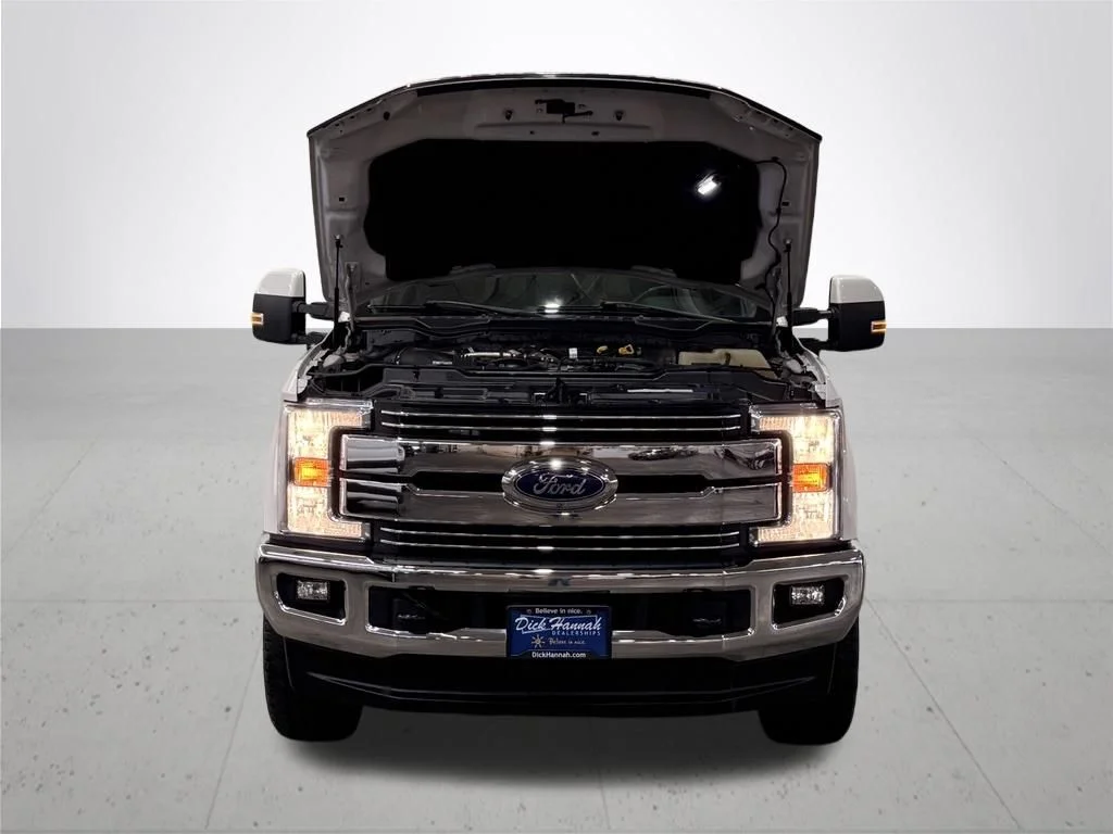 Used 2019 White Ford Lariat image 5