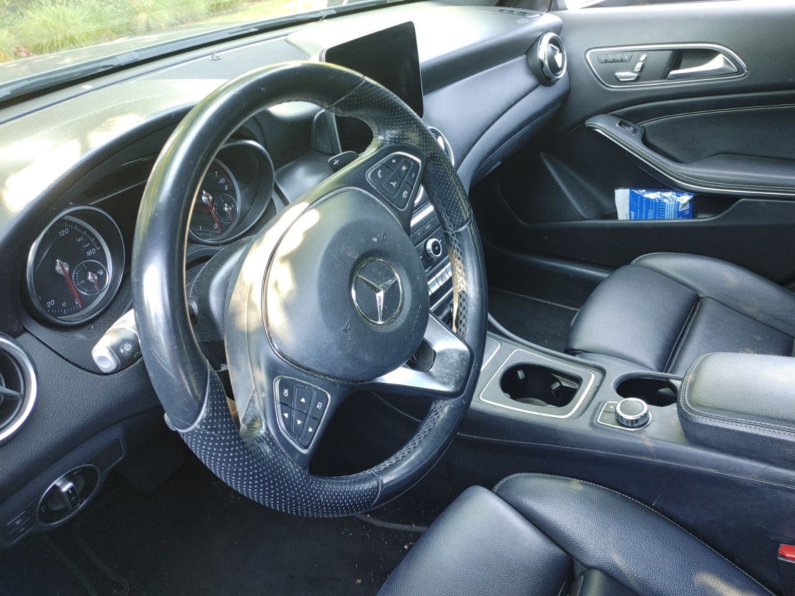 Used 2019 Gray Mercedes-Benz GLA 250 image 9