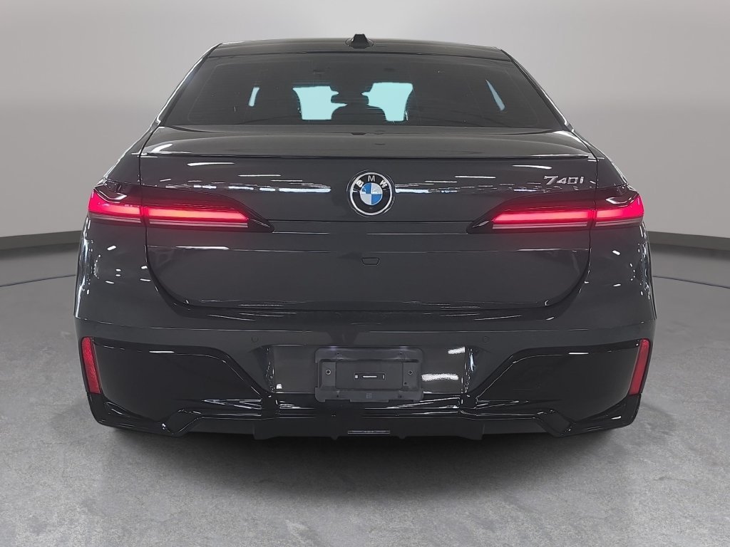 Certified Used 2023 Dravit Grey Metallic BMW 740i image 6